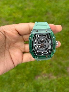 Invicta Green Tonneau Sport racing chronograph mens Watch